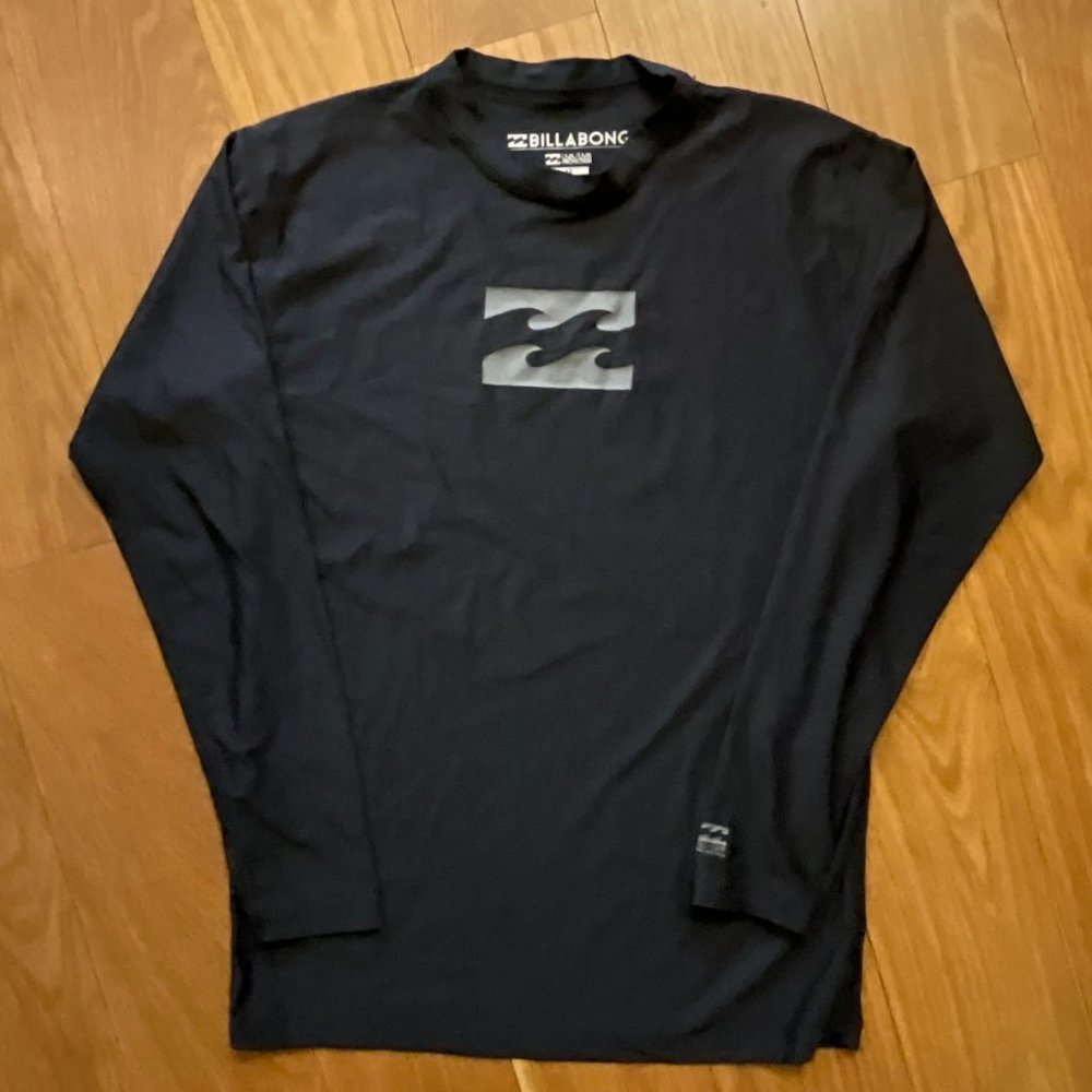 Billabong UPF rashguard
